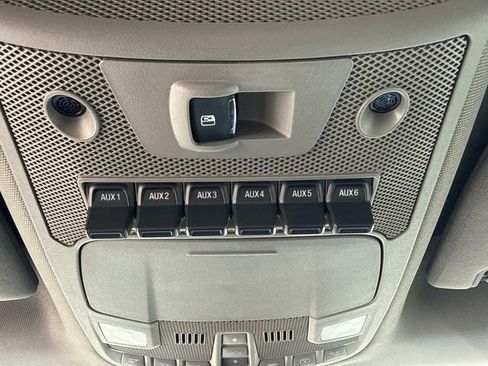 Used 2020 Ford F250 Lariat w/ Lariat Ultimate Package image 19