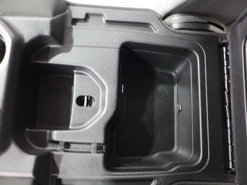 Used 2021 RAM 1500 Big Horn w/ Protection Group image 31