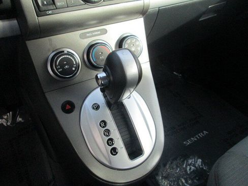 Used 2010 Nissan Sentra 2.0 SR w/ Convenience Pkg image 15