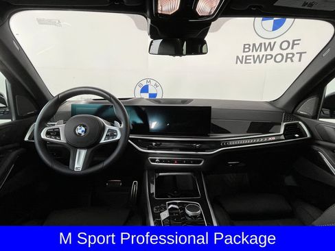 Used 2026 BMW X5 xDrive40i w/ M Sport Package AWD/4WD image 9