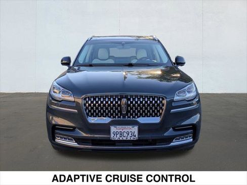 Used 2023 Lincoln Aviator Black Label w/ Class IV Trailer Tow Package image 8