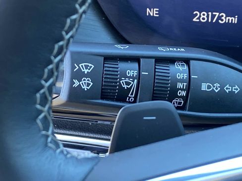 Used 2024 Buick Envision Sport Touring image 19