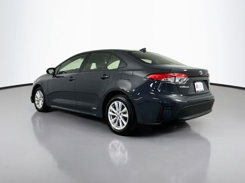 Certified 2025 Toyota Corolla LE w/ LE Premium Package AWD/4WD image 5