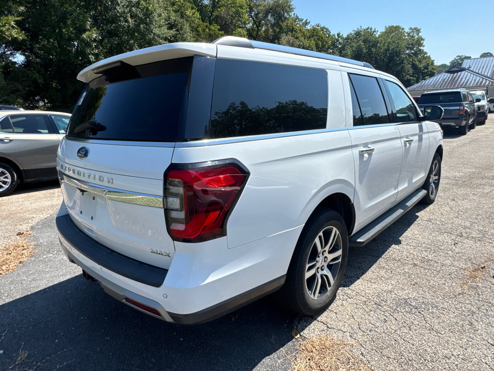 Used 2024 Ford Expedition Max Limited RWD image 7