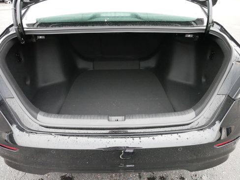 Certified 2025 Honda Accord Touring image 18