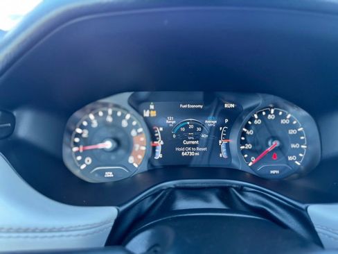 Used 2023 Jeep Compass Limited image 18