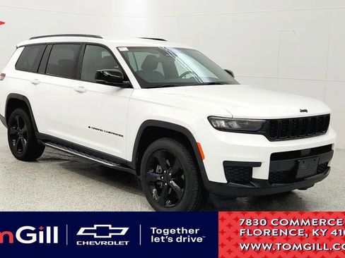 Used 2021 Jeep Grand Cherokee L Laredo image 1