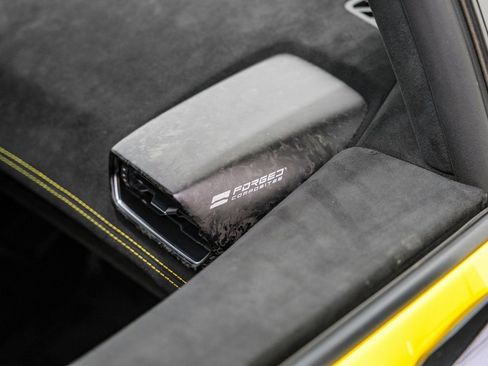 Used 2018 Lamborghini Huracan Performante image 33