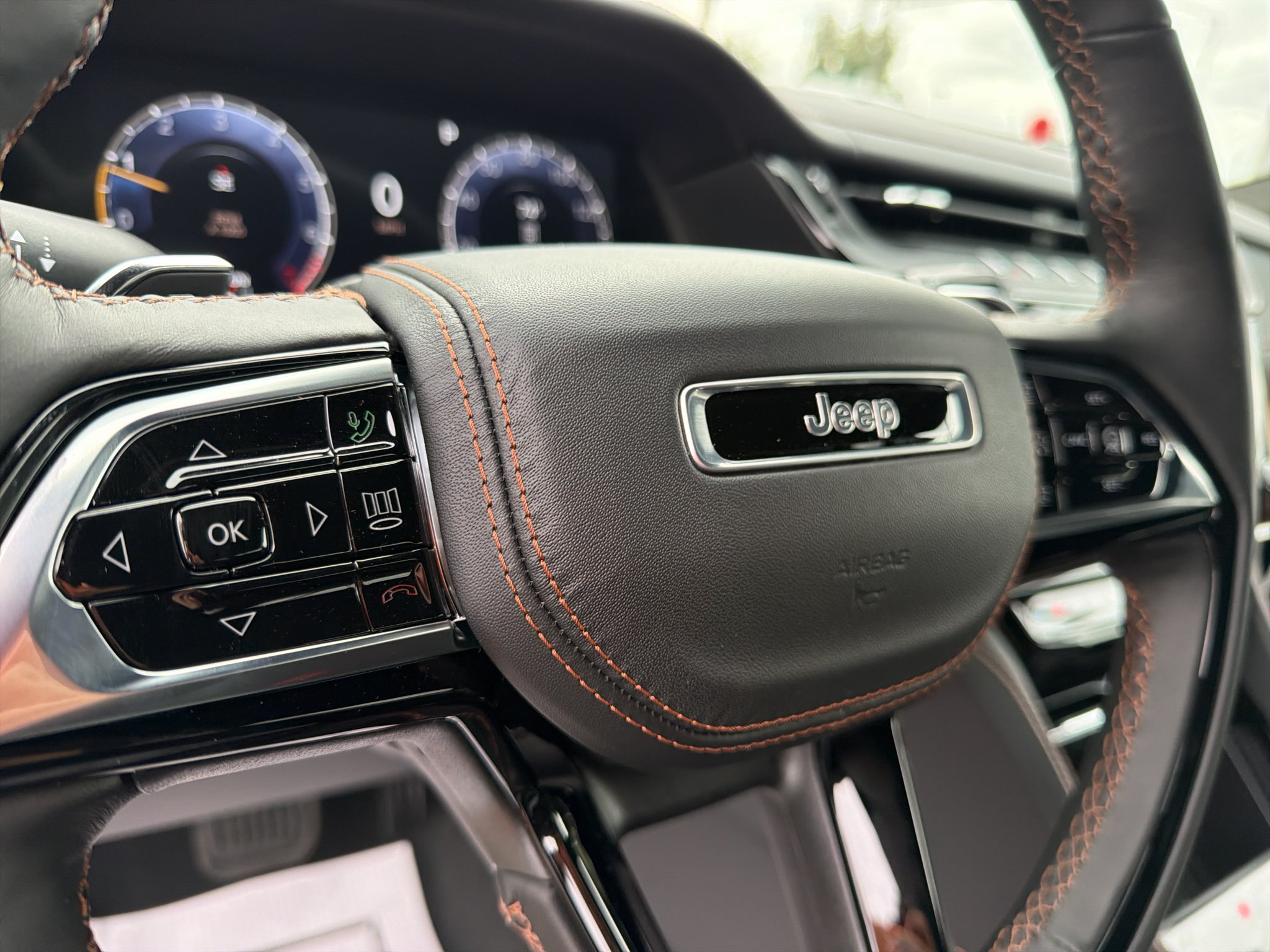 New 2027 Jeep Grand Cherokee Summit AWD/4WD image 18
