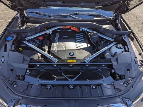 Used 2021 BMW X5 xDrive45e w/ Premium Package image 47