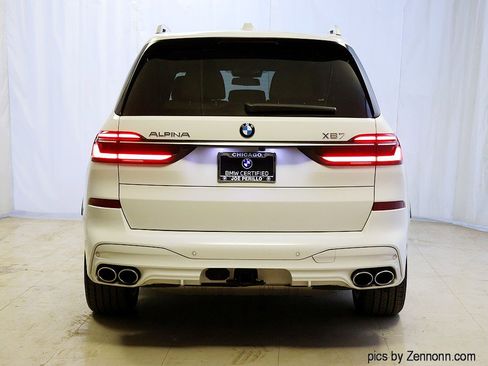 Certified 2024 BMW ALPINA XB7 image 7