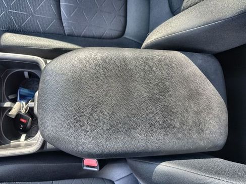 Used 2023 Toyota RAV4 XLE image 29