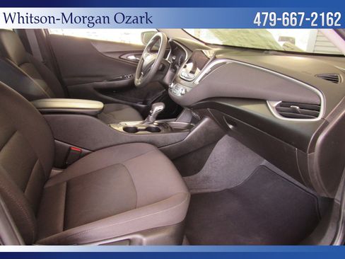 Used 2024 Chevrolet Malibu LT FWD image 32