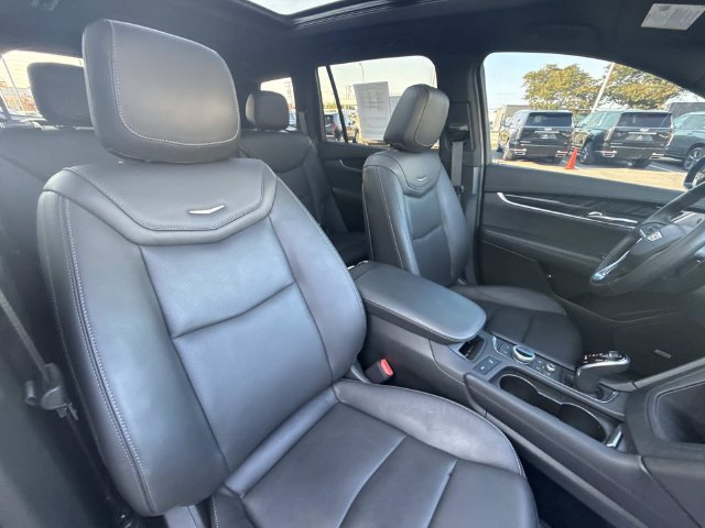 Certified 2024 Cadillac XT6 Premium Luxury AWD/4WD image 23