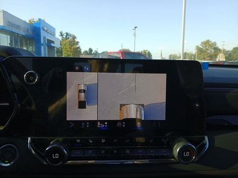 New 2025 Chevrolet Colorado Z71 w/ Midnight Edition image 18