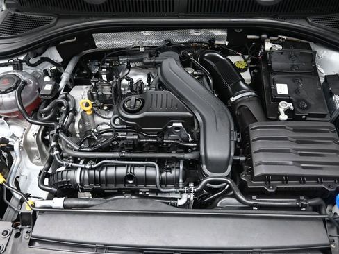 Used 2023 Volkswagen Jetta Sport image 28