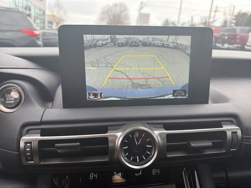 Used 2022 Lexus IS 350 F Sport image 11