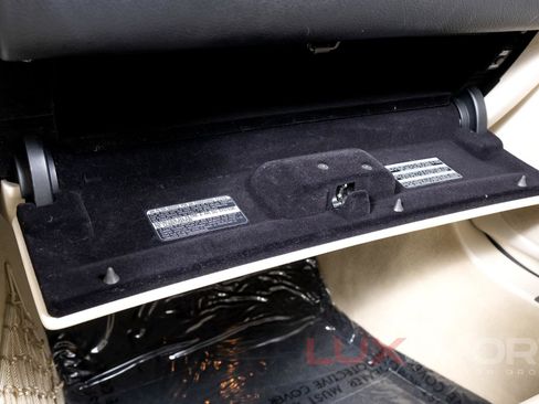 Used 2010 Lexus SC 430 Convertible image 73