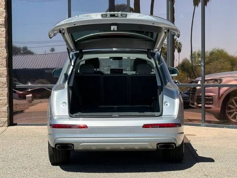 Used 2019 Audi Q7 Premium Plus image 31