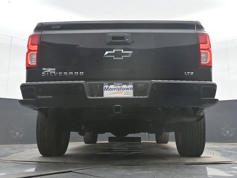 Used 2018 Chevrolet Silverado 1500 LTZ Z71 w/ LTZ Plus Package AWD/4WD image 43