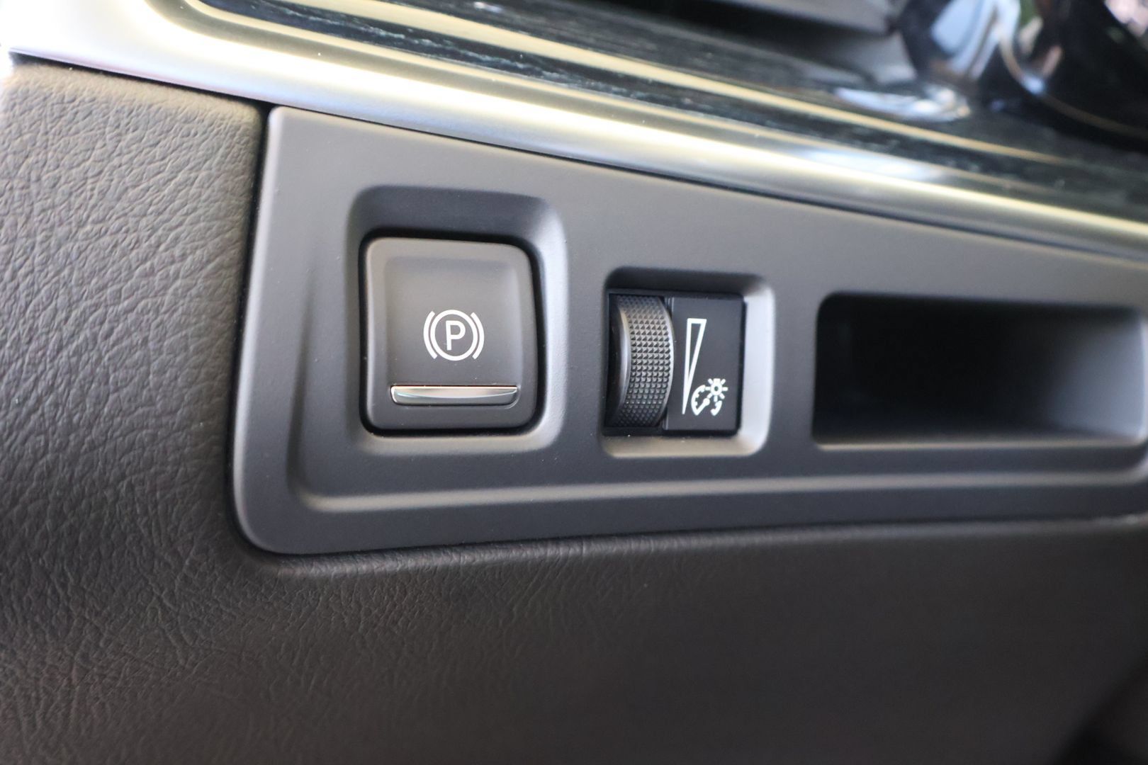 Used 2024 Cadillac XT5 Premium Luxury FWD image 18
