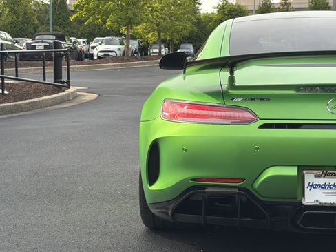 Used 2018 Mercedes-Benz AMG GT R image 19