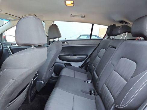 Used 2019 Kia Sportage LX image 21