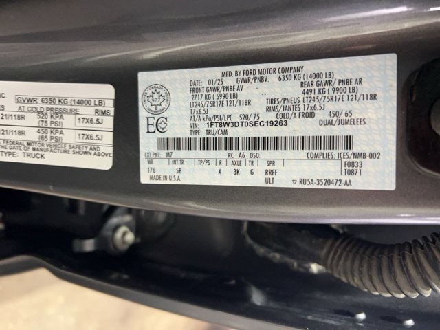 Used 2025 Ford F350 Lariat AWD/4WD image 25