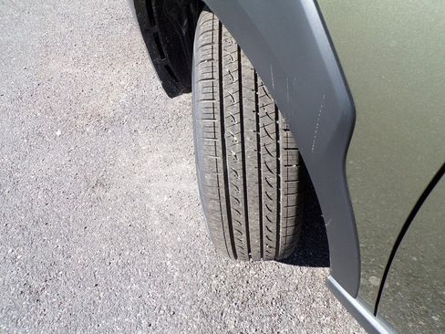 Certified 2025 Subaru Outback Limited image 2