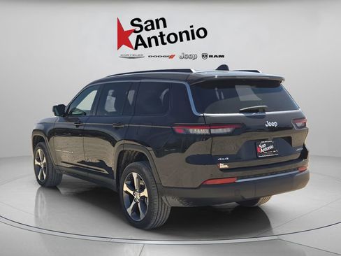 New 2026 Jeep Grand Cherokee L Limited AWD/4WD image 6