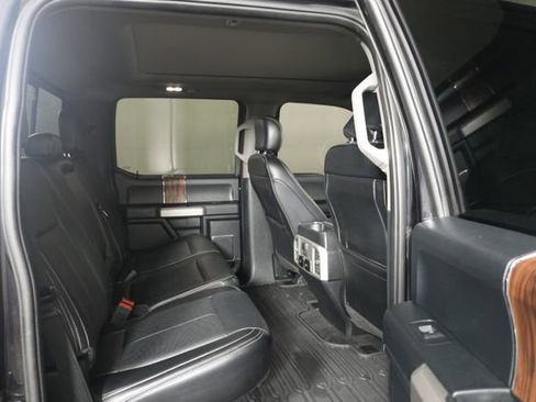 Used 2019 Ford F150 Lariat w/ Equipment Group 502A Luxury image 31