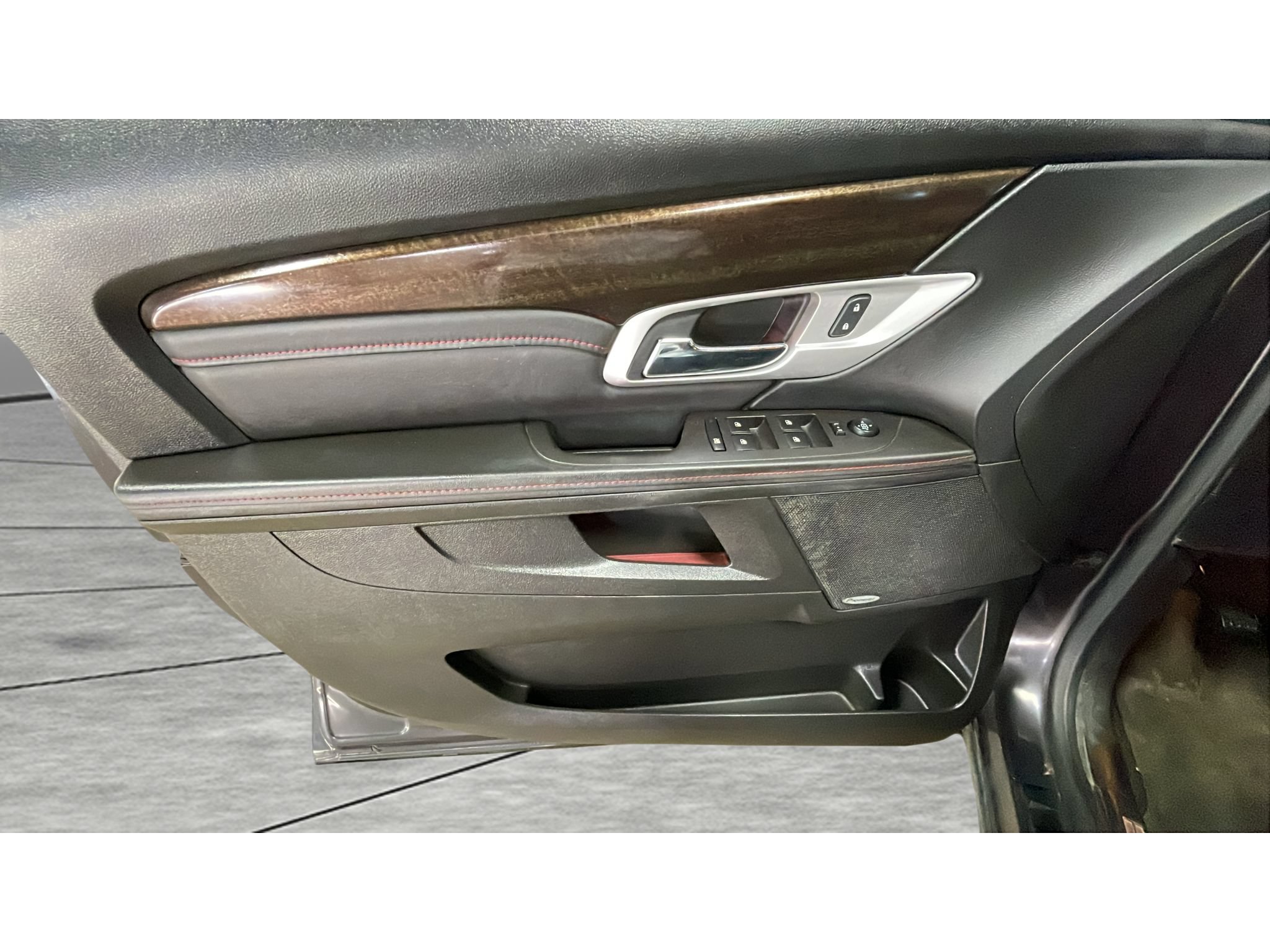 Used 2014 GMC Terrain Denali FWD image 10