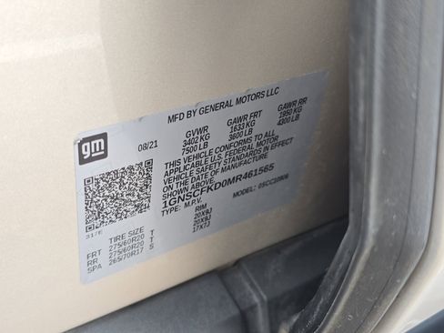 Used 2021 Chevrolet Suburban Premier image 37