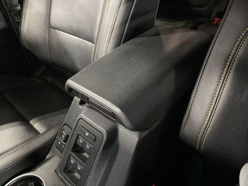 Used 2023 Ford Bronco Badlands image 26