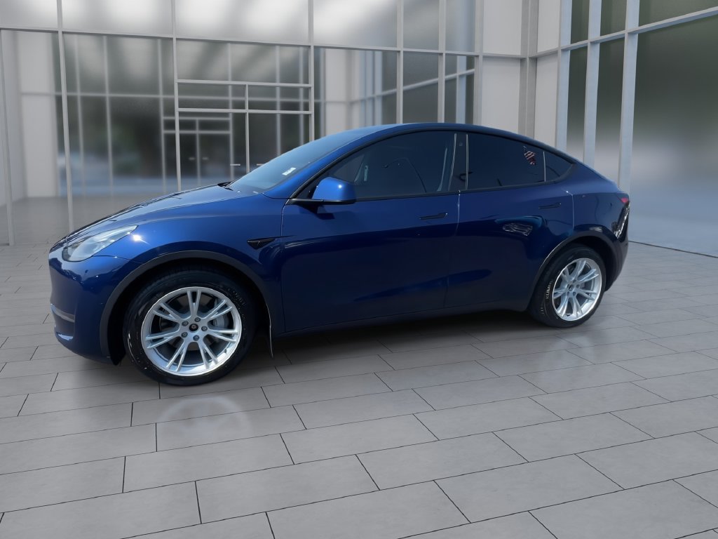 Used 2022 Tesla Model Y Long Range AWD/4WD image 4