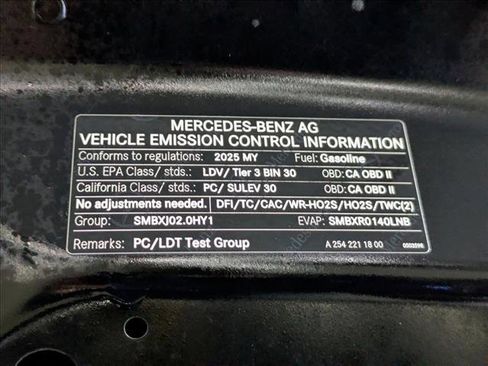 Certified 2025 Mercedes-Benz GLC 300 image 26