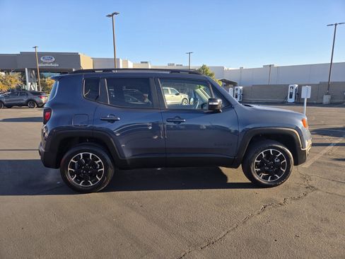 Used 2023 Jeep Renegade Latitude image 7