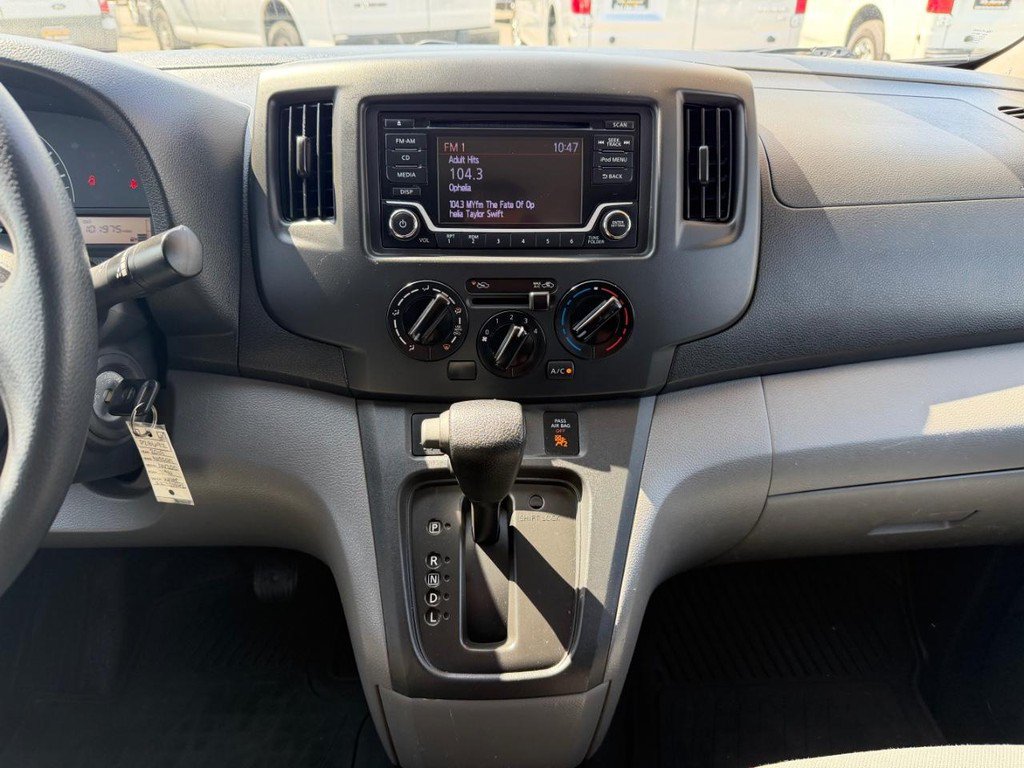 Used 2019 Nissan NV200 S FWD image 32