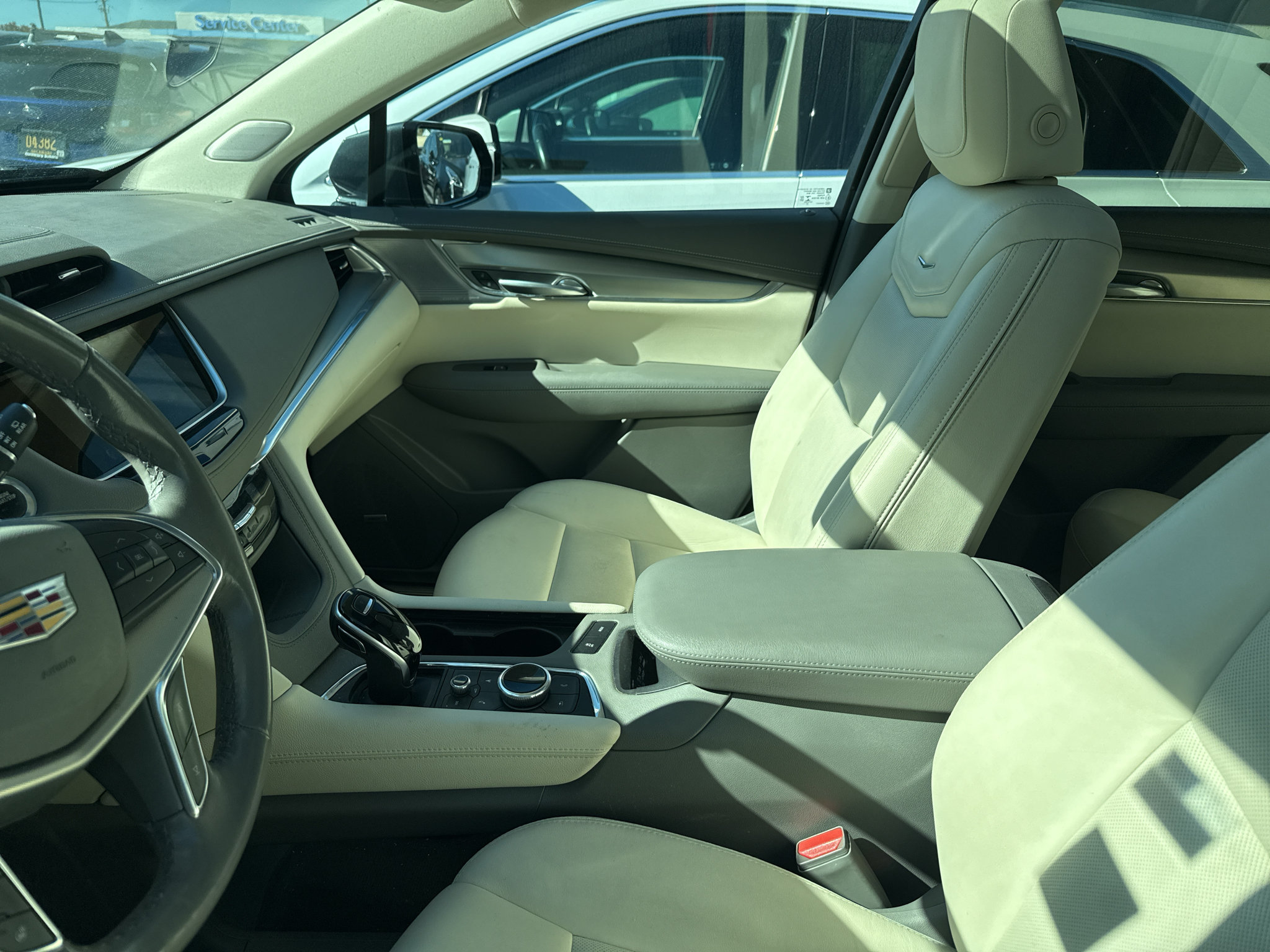 Used 2021 Cadillac XT5 Premium Luxury FWD image 8