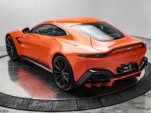 Used 2020 Aston Martin V8 Vantage Coupe RWD image 14