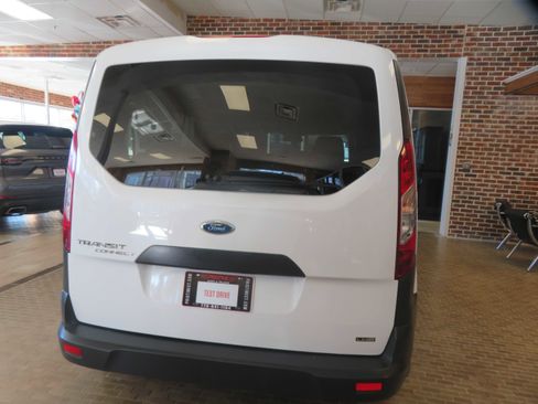 Used 2016 Ford Transit Connect XL image 5