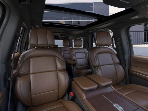 New 2026 Lincoln Navigator L Reserve image 10