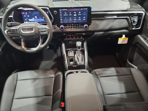 New 2026 GMC Canyon Elevation w/ Convenience Package RWD image 9