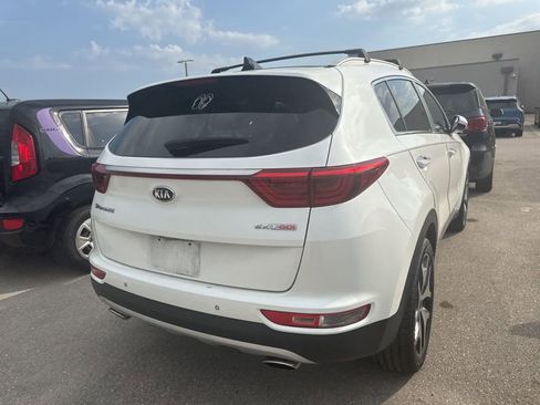 Used 2017 Kia Sportage SX image 3