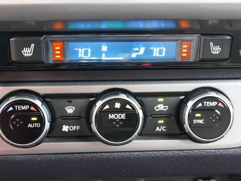 Used 2018 Toyota Tacoma Limited AWD/4WD image 20