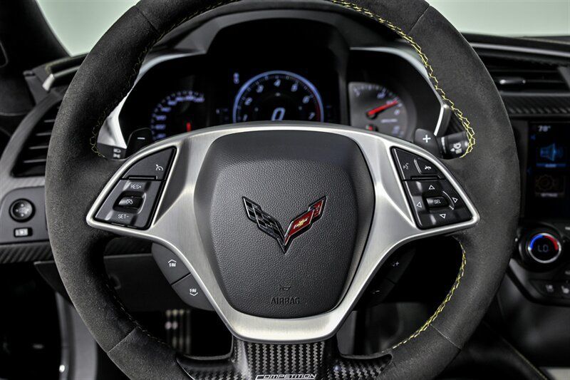 Used 2016 Chevrolet Corvette Z06 w/ C7.r Special Edition RWD image 23
