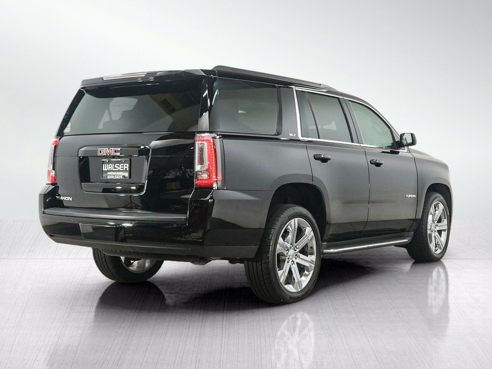 Used 2016 GMC Yukon SLT w/ Open Road Package AWD/4WD image 5