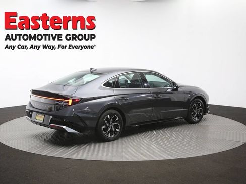 Used 2025 Hyundai Sonata SEL FWD image 42