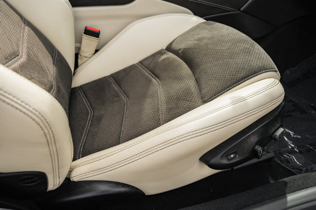 Used 2018 Maserati GranTurismo Sport RWD image 39