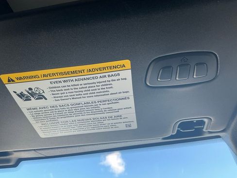 Used 2024 Ford Bronco Wildtrak image 32